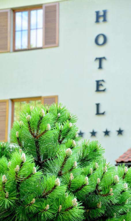 Hotel Pusyno Namai Tirksliai Exterior photo